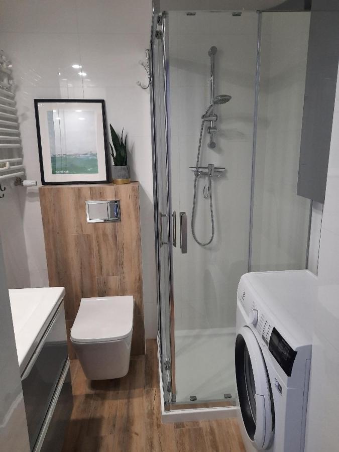 Apartament Nowowiejskiego シフィノウイシチェ エクステリア 写真